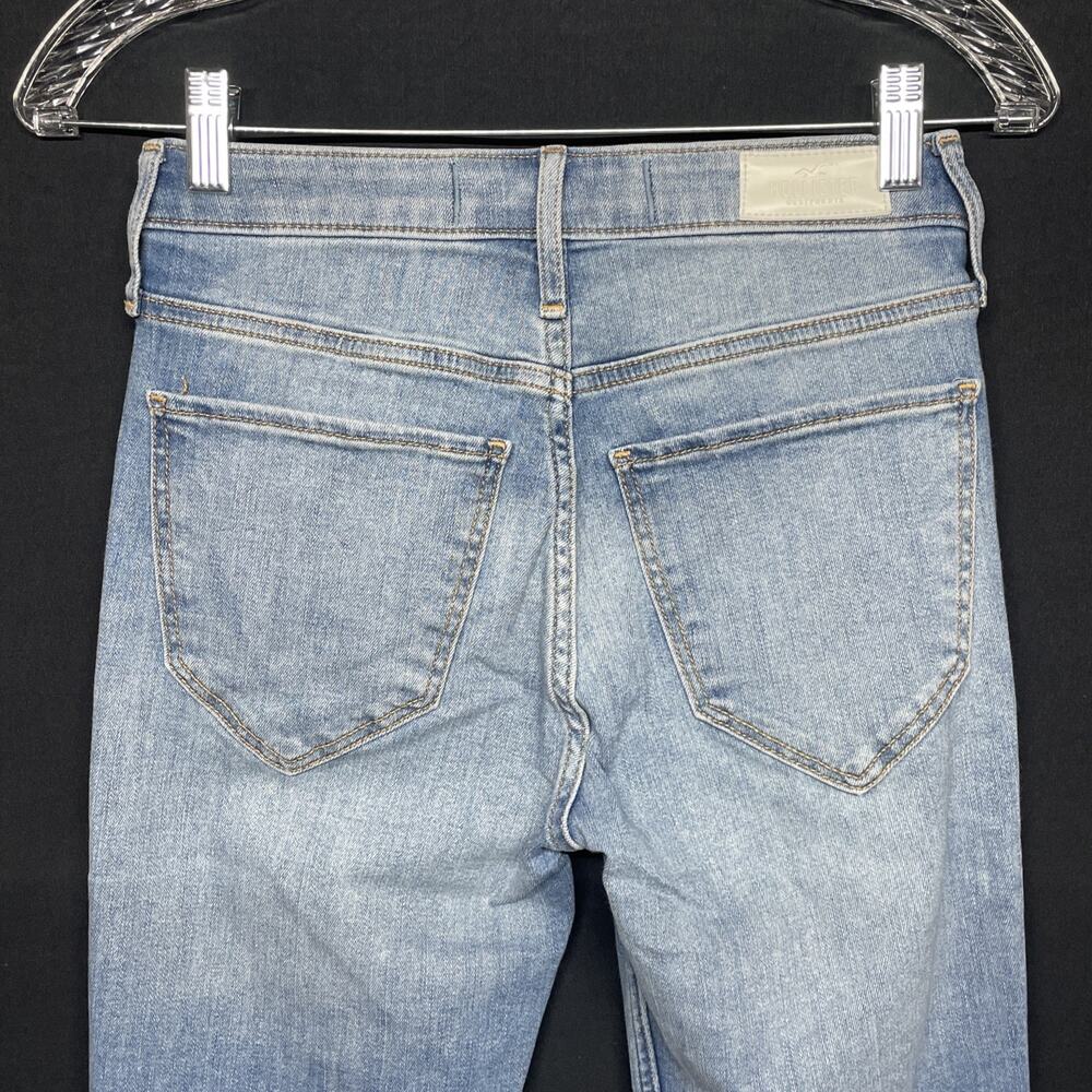 Hollister Jeans 3R Women 26 x 31 High Rise Flare Light Wash Retro Boho Festival - Picture 8 of 12